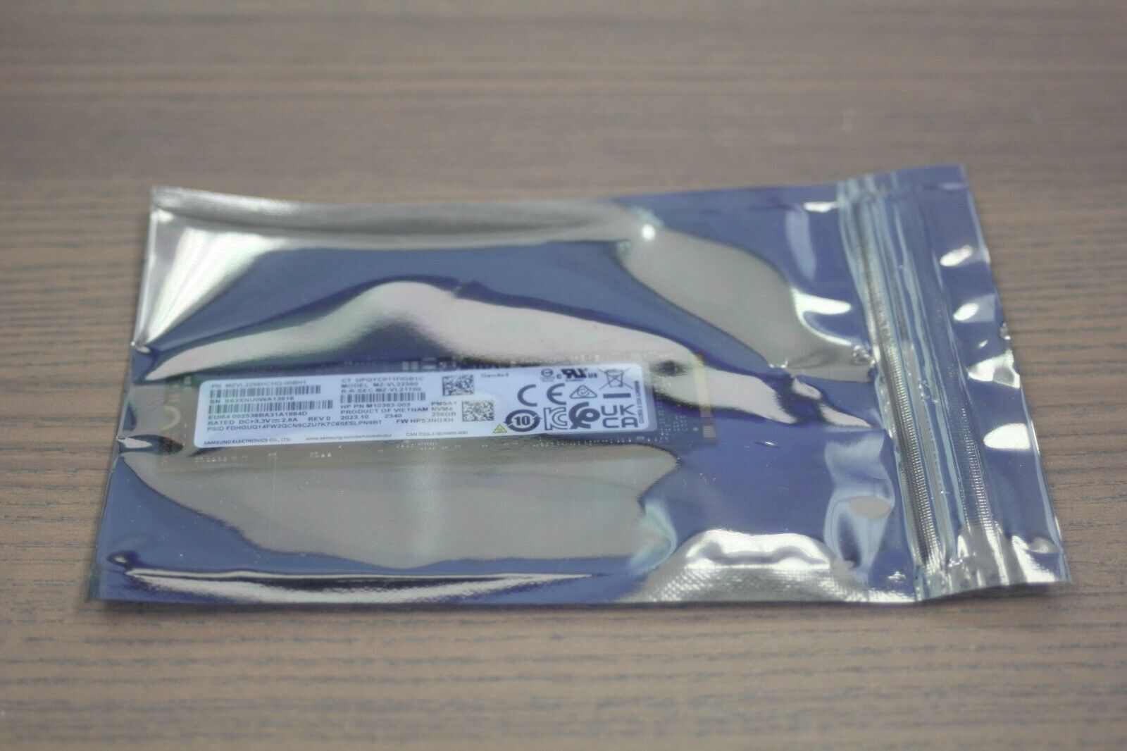 SAMSUNG 256GB PM9A1 M.2 2280 SSD NVMe PCIe Gen4 x4 MZ-VL22560 - MZVL2256HCHQ