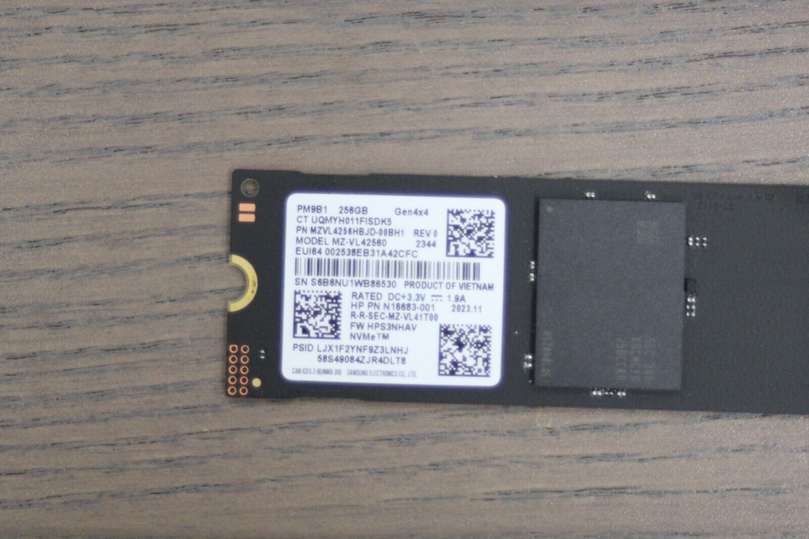 Samsung PM9B1 256GB 2280 M.2 SSD NVMe PCIe 4.0 Gen4 x4