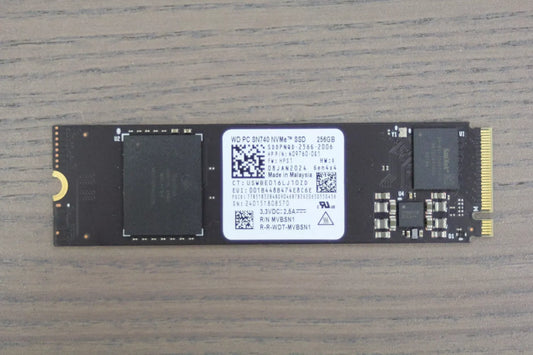 Western Digital PC SN740 256GB M.2 2280 NVMe Internal SSD Gen4 x4 (SDDPNQD-256G)