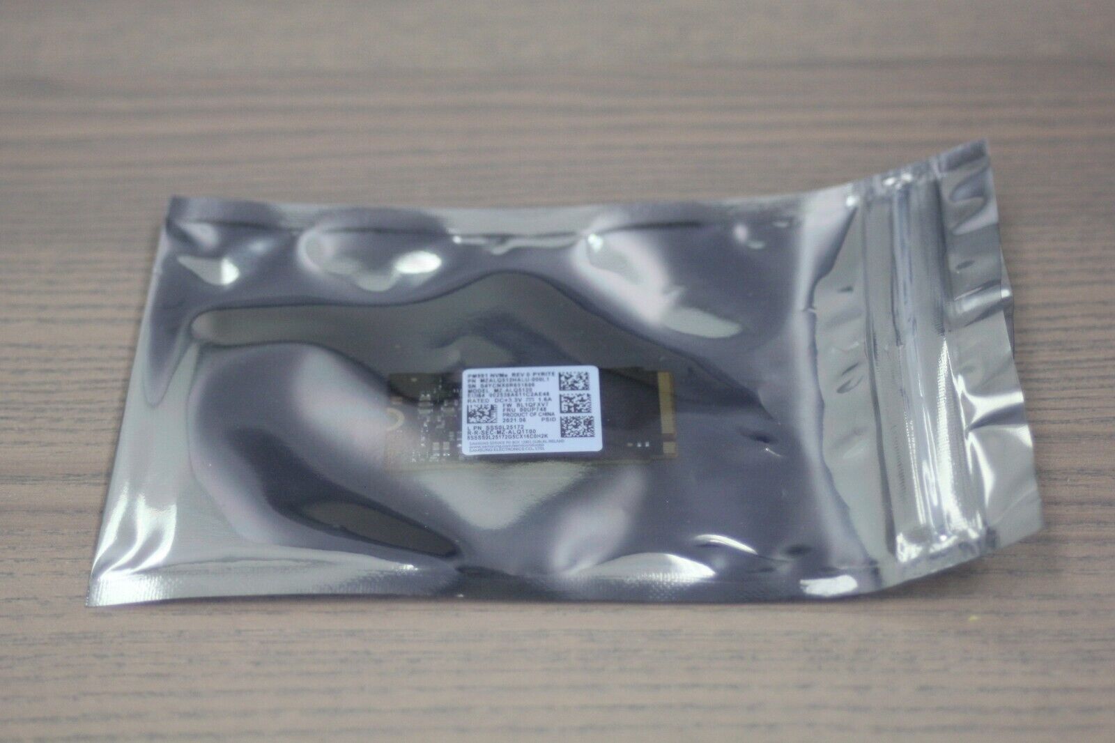 Samsung PM991 PM991a - 512GB SSD M.2 2242 MZALQ512HALU-000L1 - MZ-ALQ5120